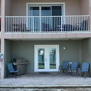 Luxury And Spacious Waterside Getaway Clearwater Beach